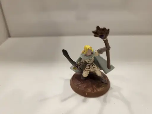 Emirroon (Figure Only)